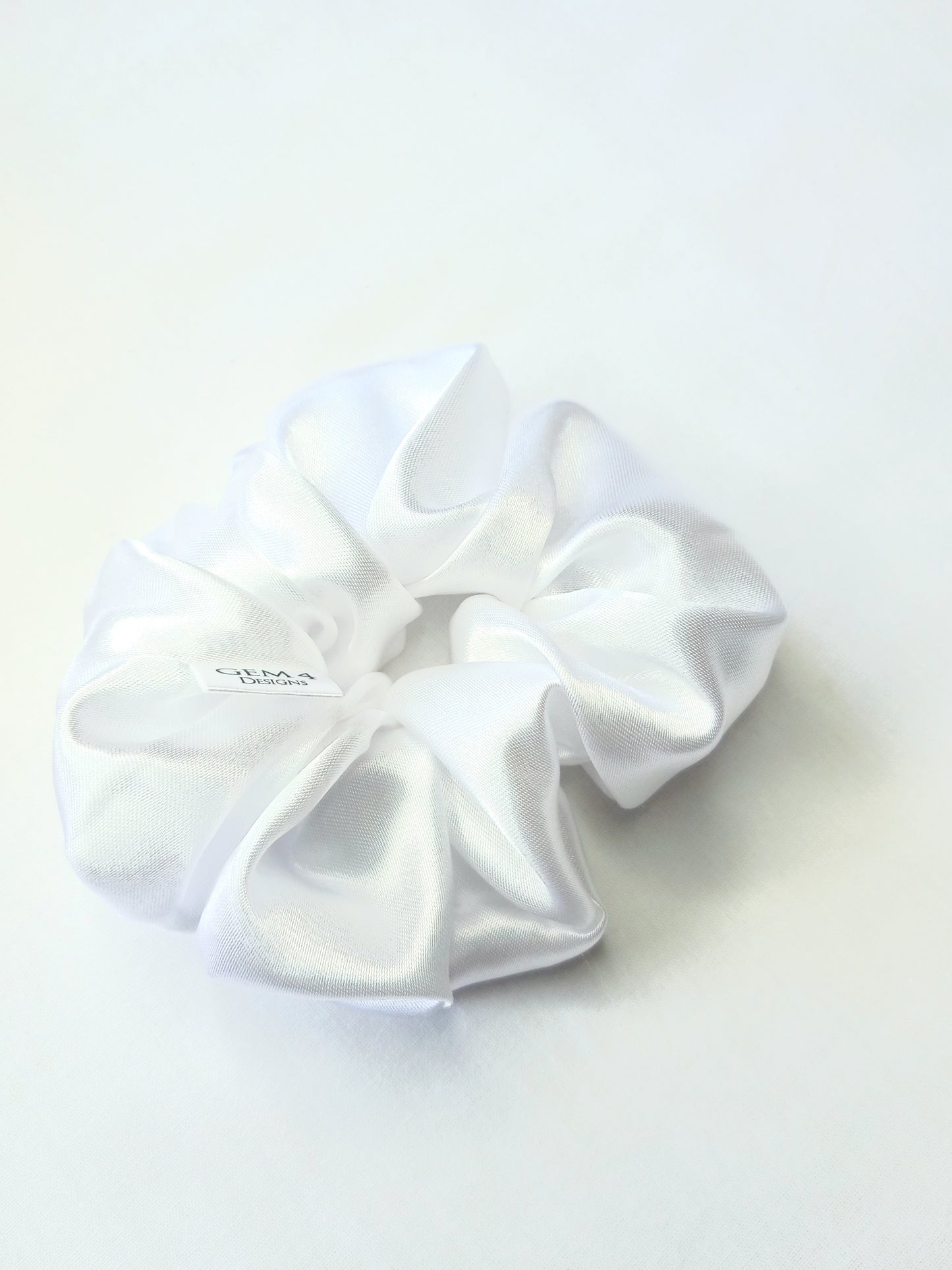 Regular Angel Scrunchie