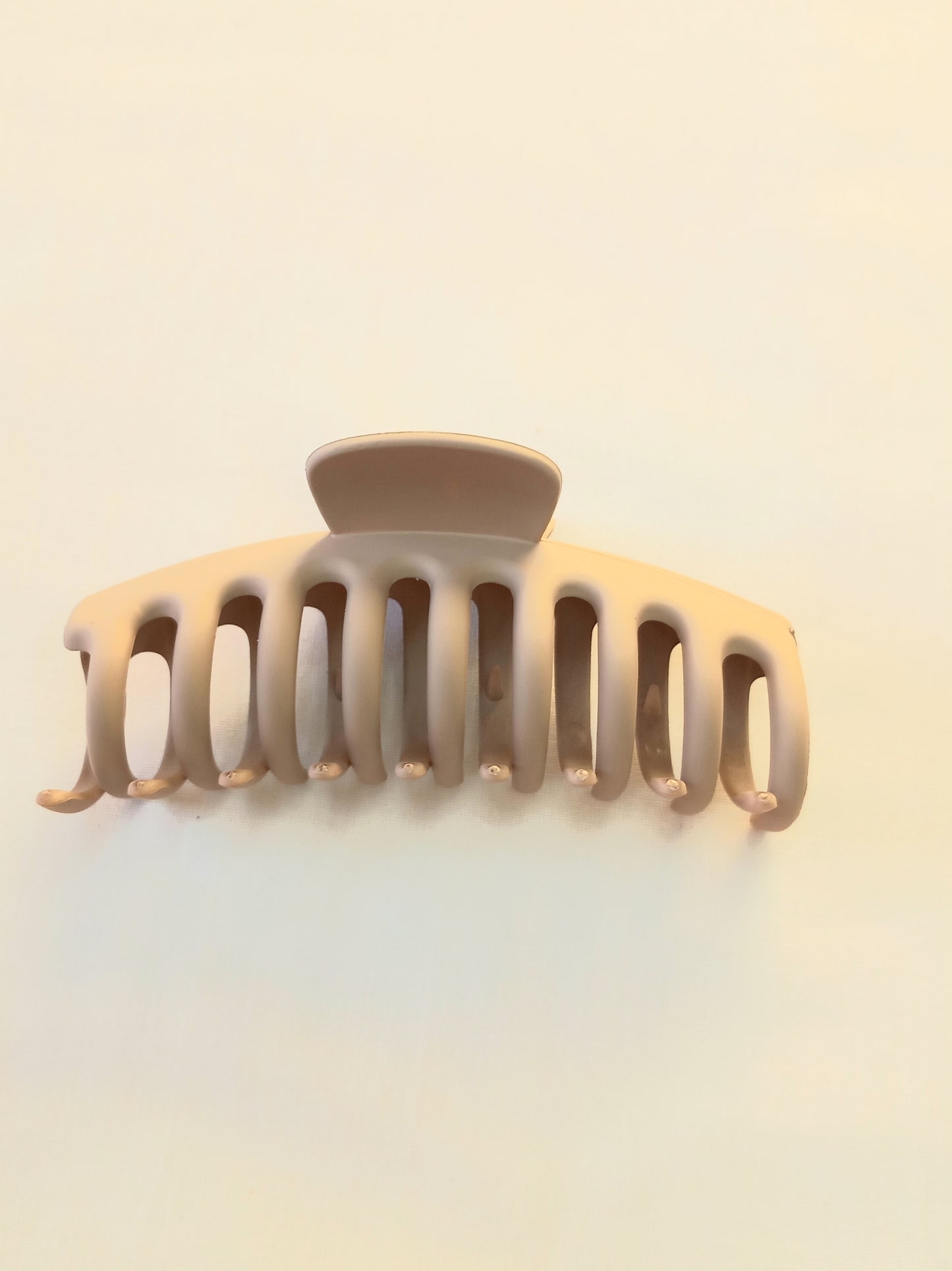 Hazelnut Claw Clip