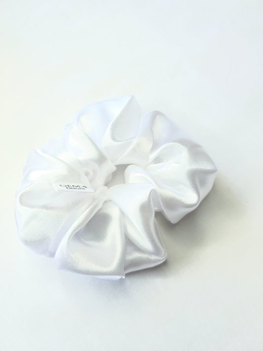 Regular Angel Scrunchie