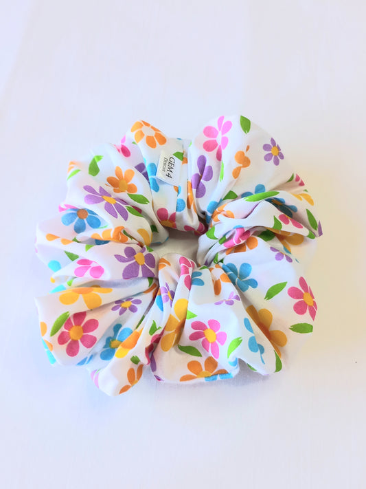 XL Daisy Scrunchie