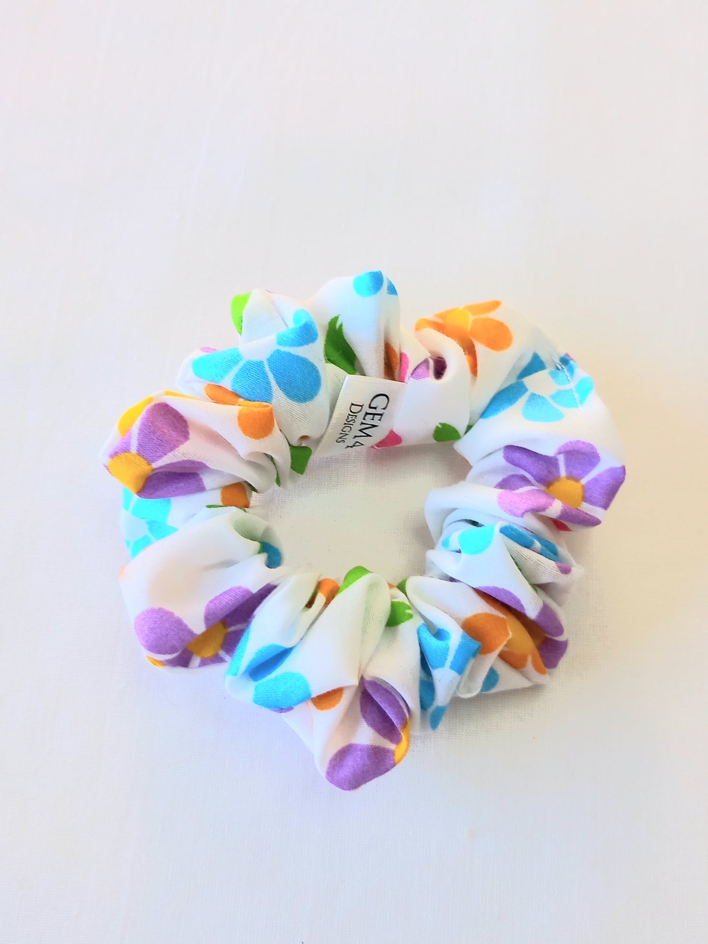 Mini Daisy Scrunchie