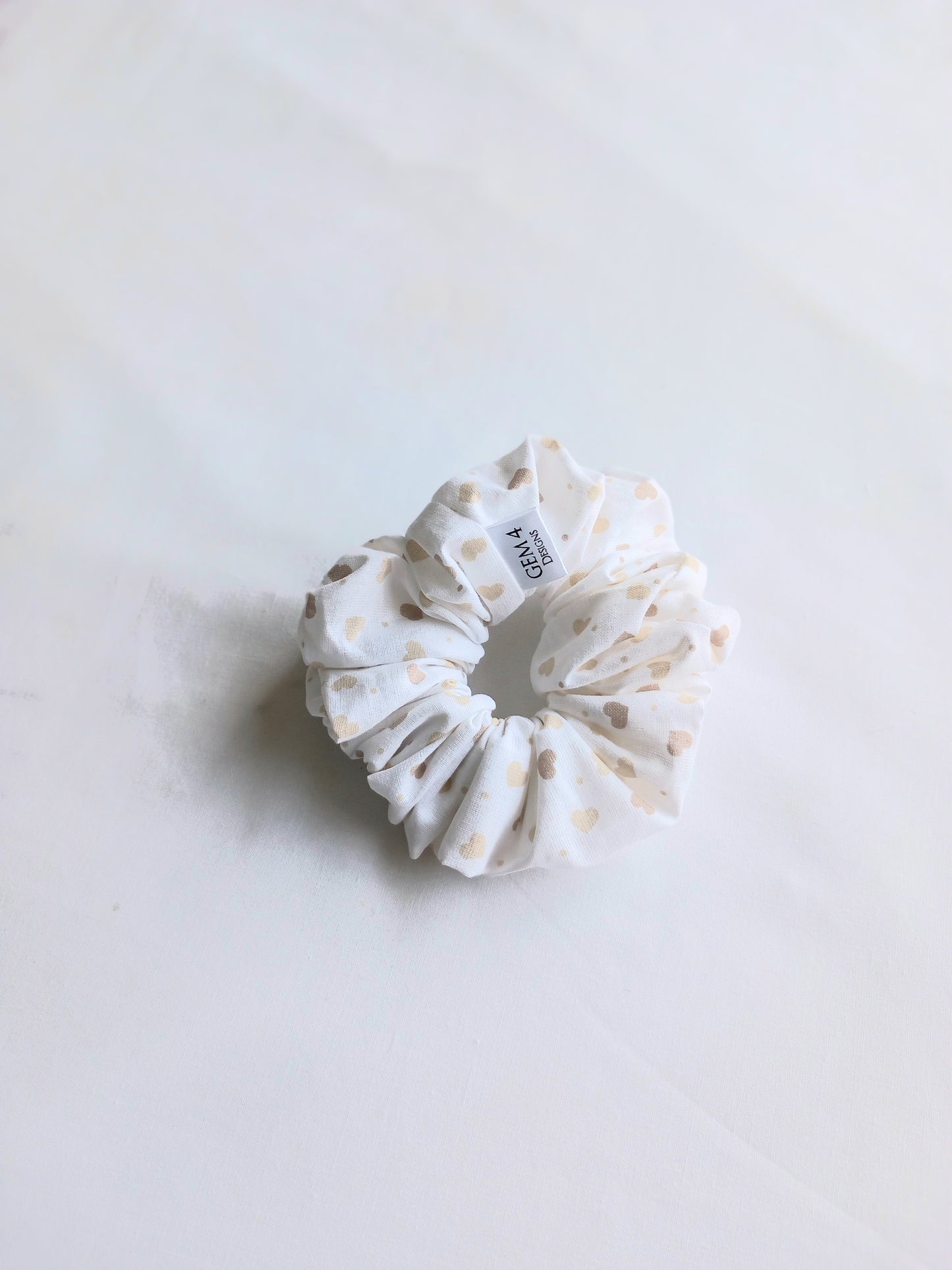 Regular Amora Scrunchie