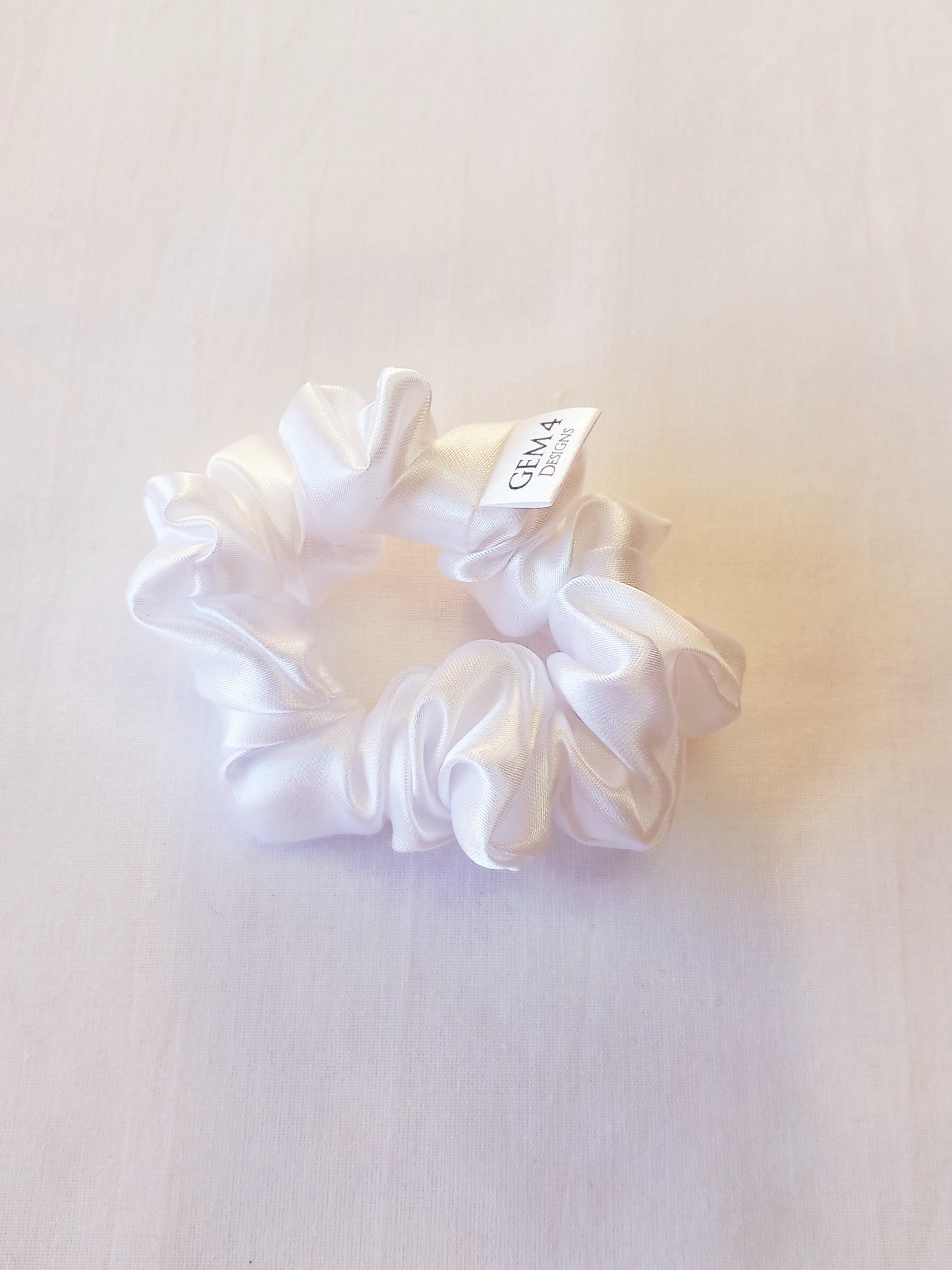 Mini Angel Scrunchie