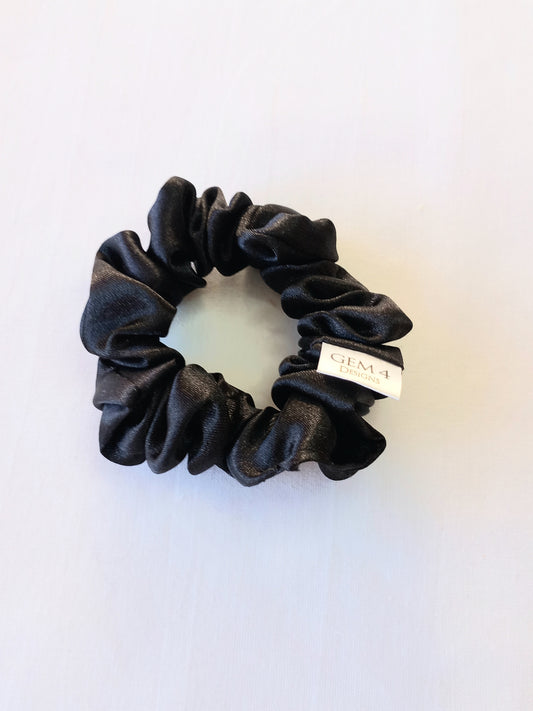Mini Zoey Scrunchie